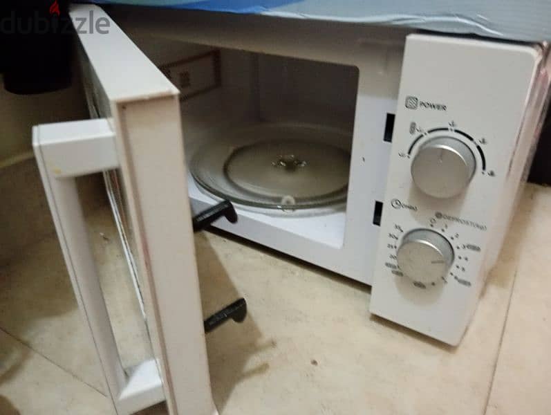 microwave need cart only need fixing 1