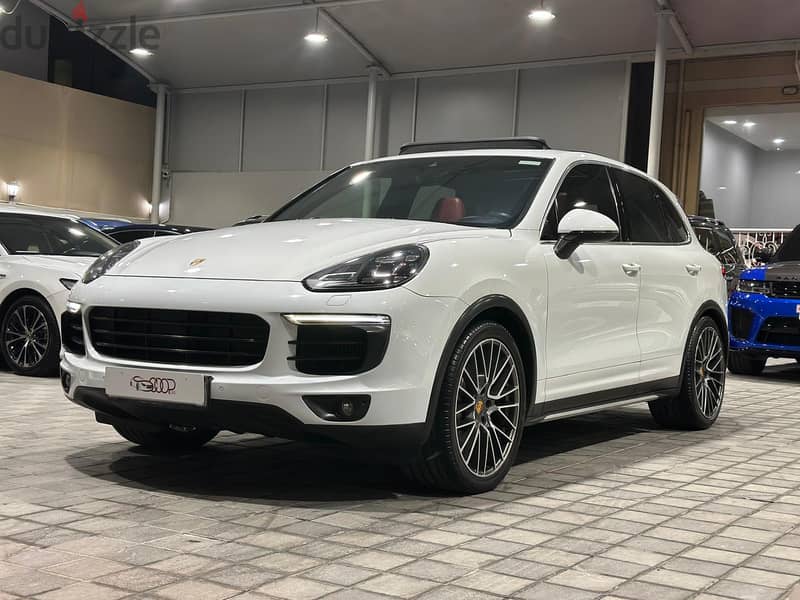 Porsche Cayenne 2015 0