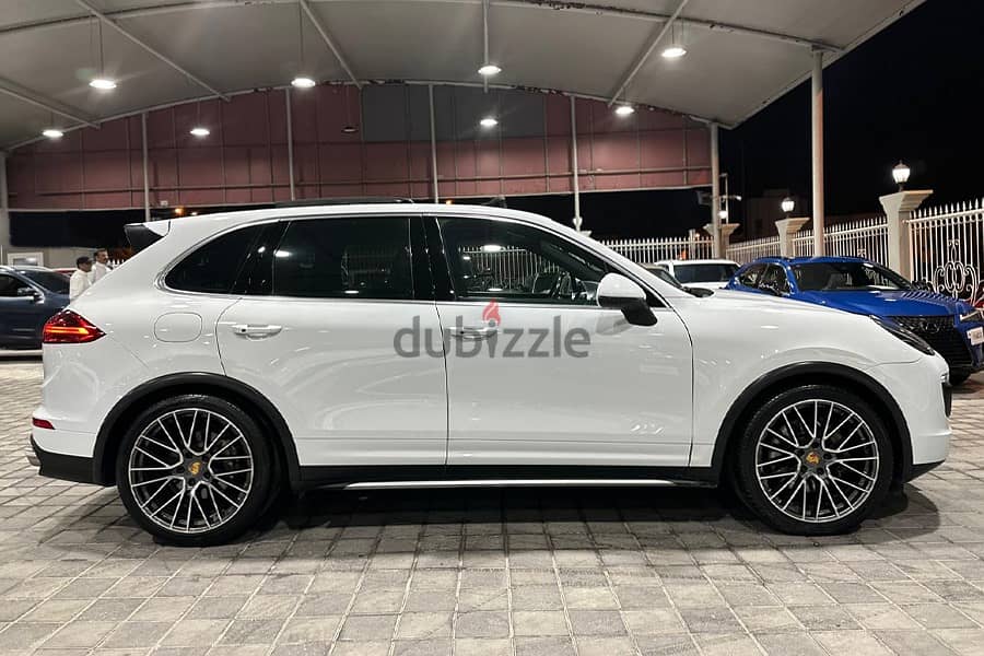 Porsche Cayenne 2015 13