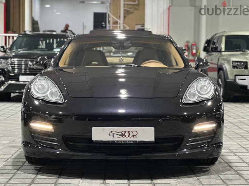 Porsche Panamera 2011 1