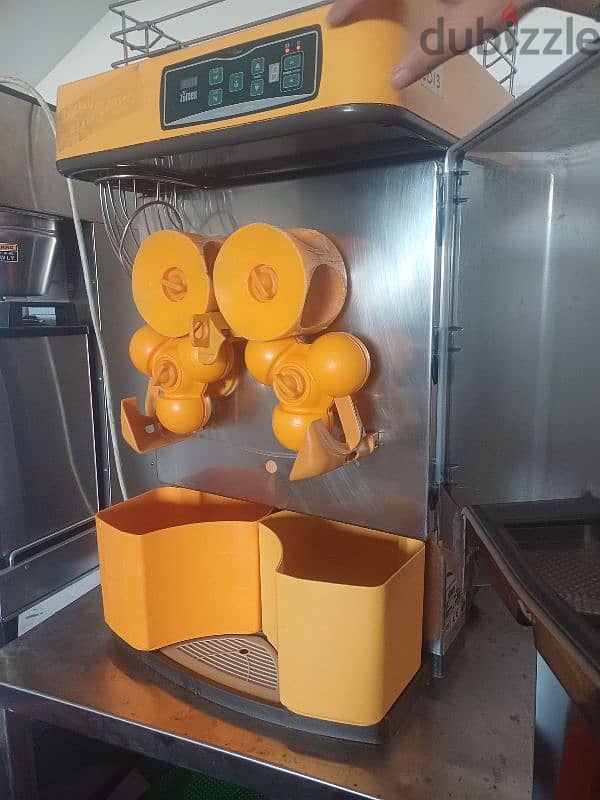 Orange juicer machine 1