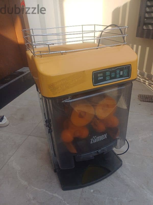 Orange juicer machine 3