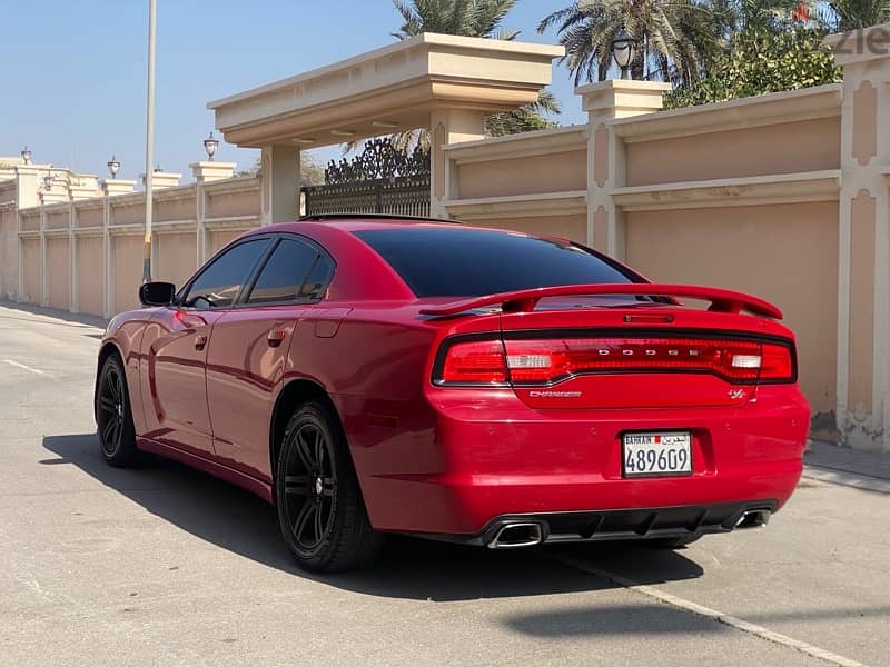 Dodge Charger 2013 1