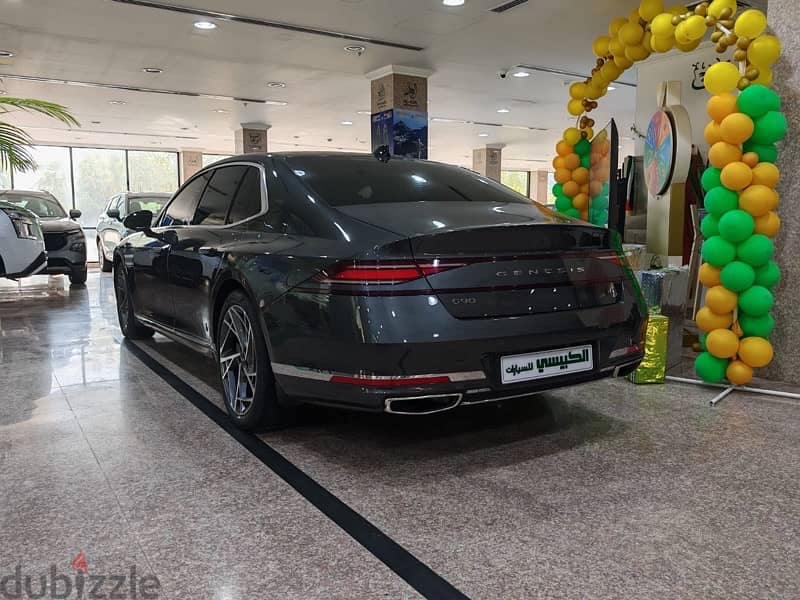 Genesis G90 2023 (LOW KM) 4