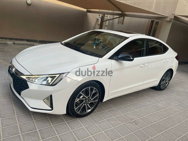 Hyundai Elantra 2019 3