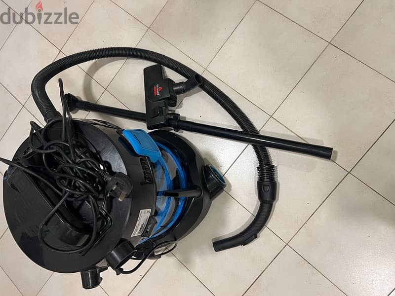 Bissell Vacuum clean 2000W 21L 1