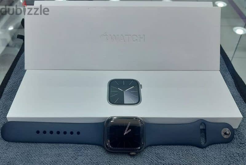 Apple Watch Series 9 - Cellular - 41mm Ued only about 5 Day 2