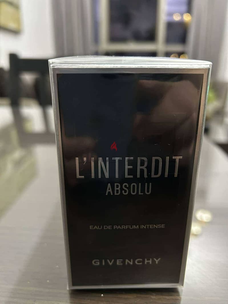 L'INTERDIT ABSOLU GIVENCHY FOR ONLY 34BD 1