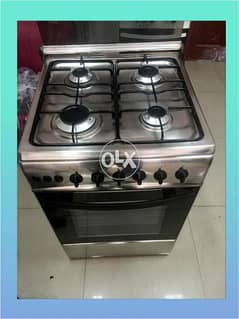 4 Burner Automatic self ignition cooking range good condition 0