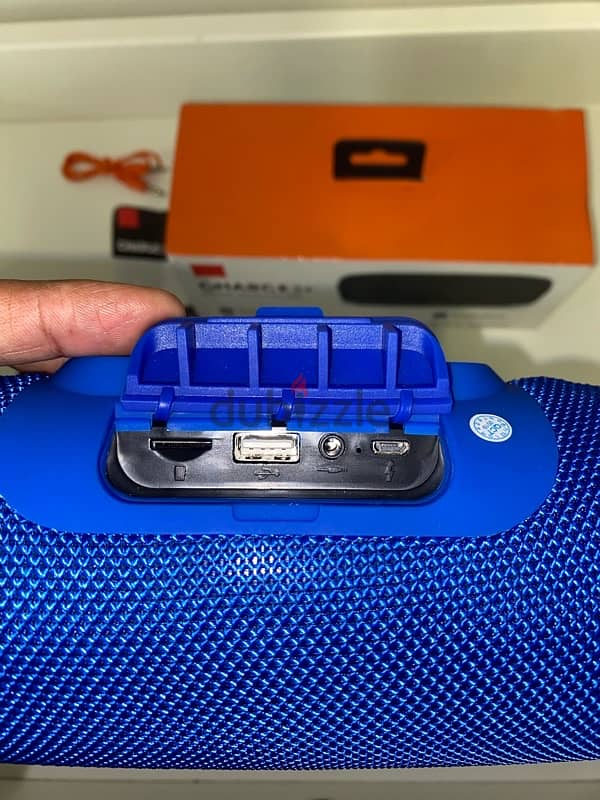 Portable wireless speaker 1