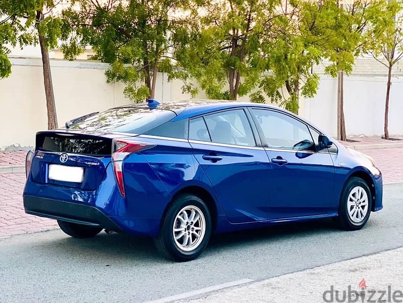 Toyota Prius 2017 Model/hybrid/Single owner/for sale 3