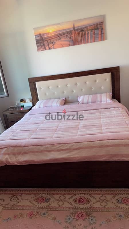 Luxury King-Size Bedroom Set 1