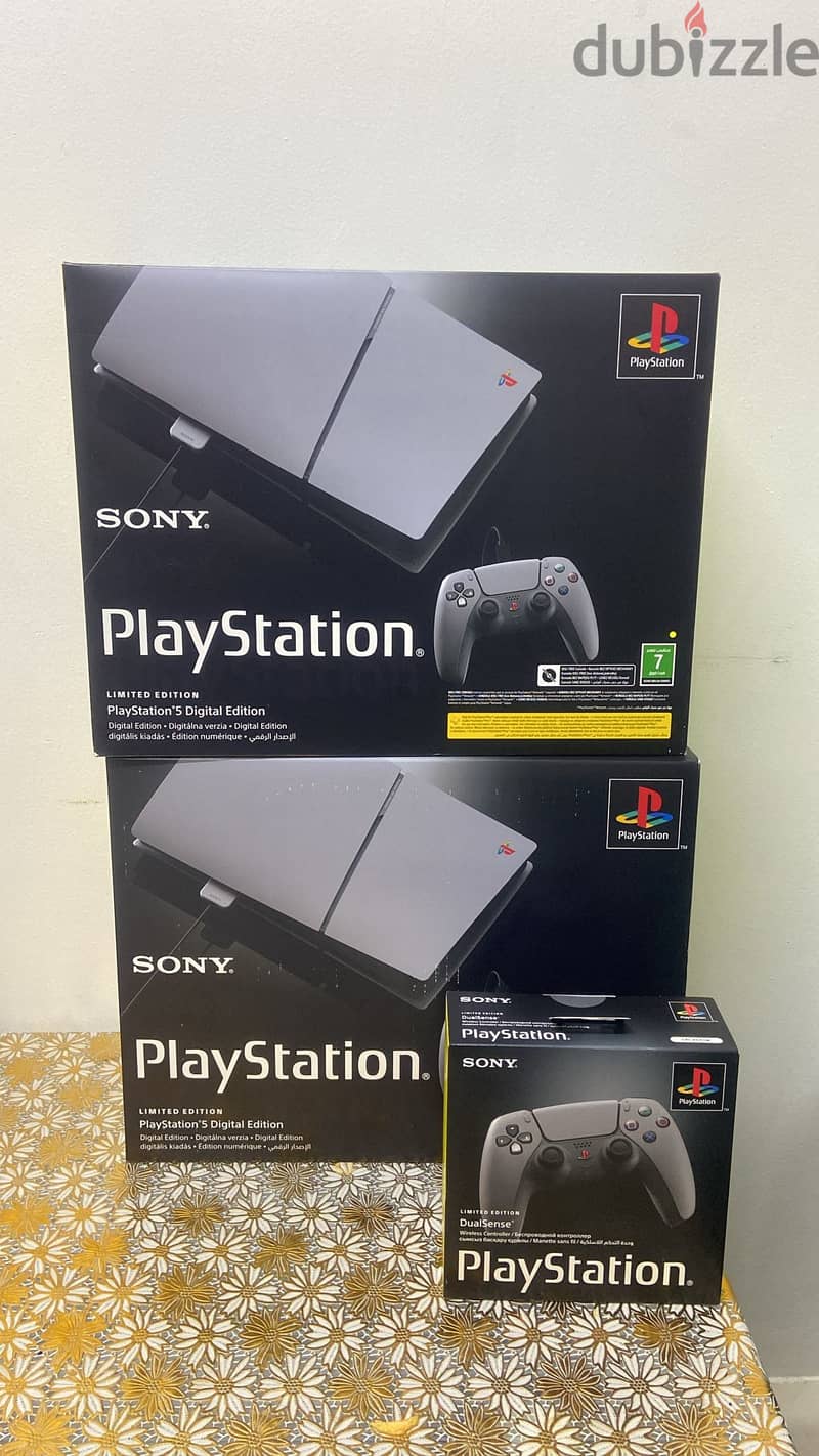 PlayStation 5 " 30th Anniversary Edition " 0