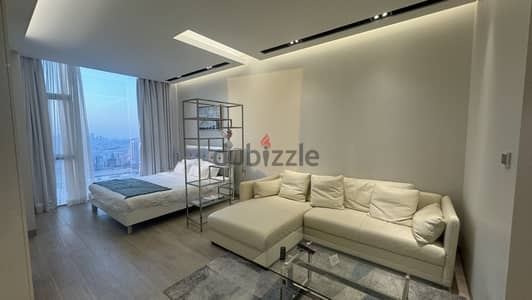 Luxurious studio flat on highest floor Call33276605