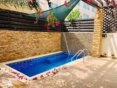 Private Pool 4 Bedrooms semi furnished villa Amwaj 0