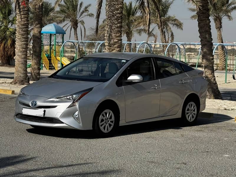 Toyota Prius 2017 1