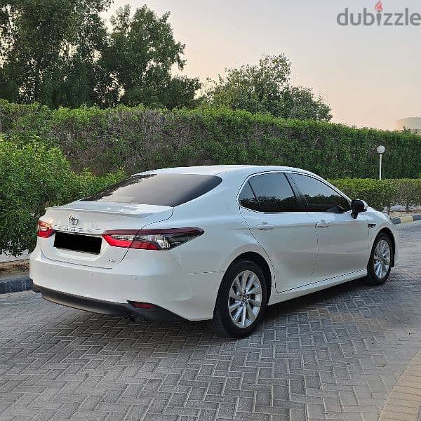 Toyota Camry 2022 LE 1