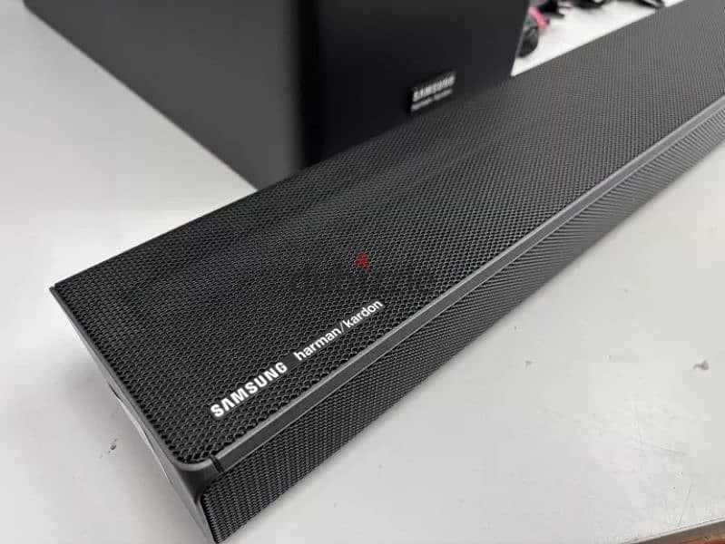 Samsung Atmos dts x sound bar 1