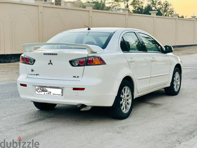 Mitsubishi Lancer 2014 2.0L EX 2