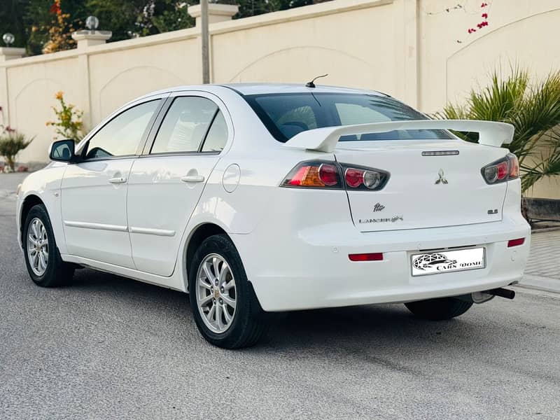 Mitsubishi Lancer 2014 2.0L EX 3