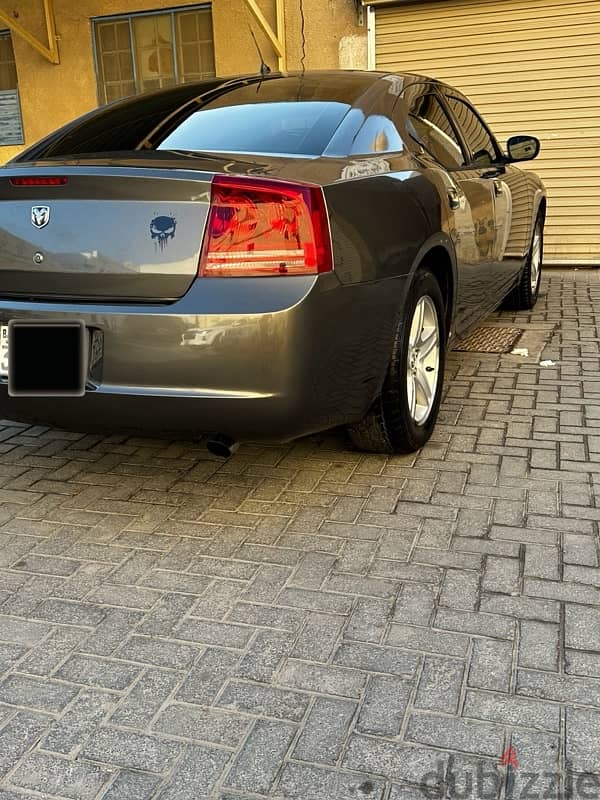 dodge charger 2008 ((89 km only )) for salee 0