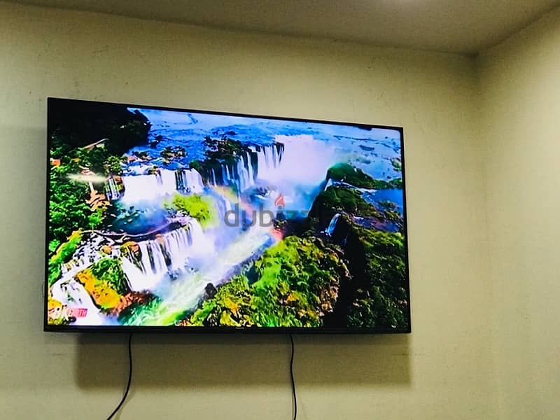 55” inch 4K UHD Smart tv Hisense 1