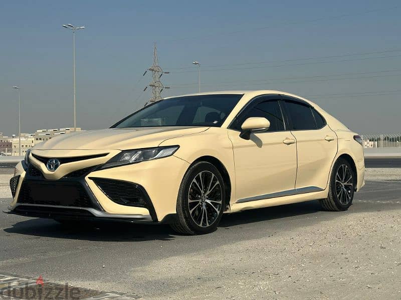 Toyota Camry 2020 0