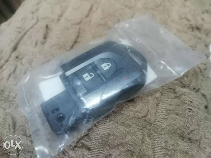 Nissan Qashqai 2008-2013 Genuine 1