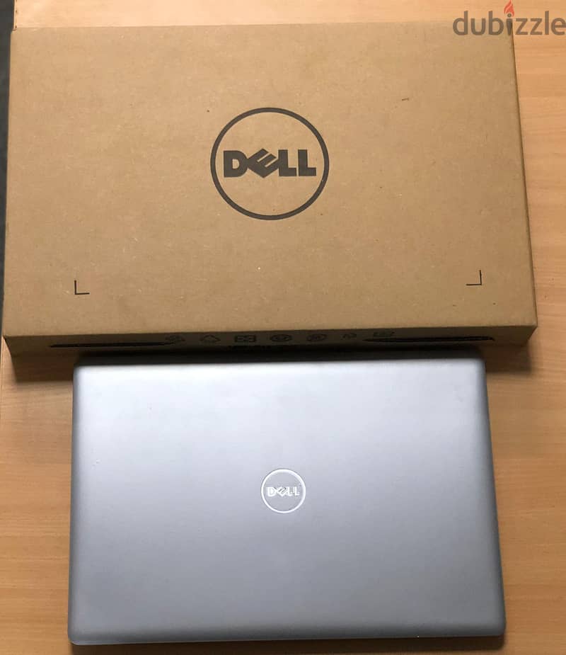 DELL Core i5 10th Gen 15.5" Full HD Touch Display 16GB RAM+256 SSD M. 2 3