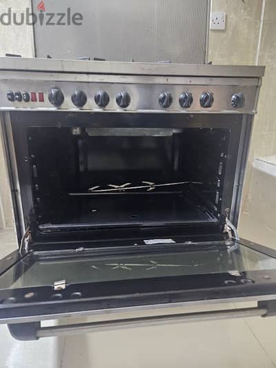 Cooking Range / Oven / Stove