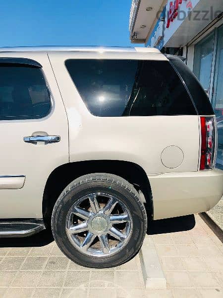 جي ام سي يوكون دينالي 2011 GMC YUKON DENALI 7