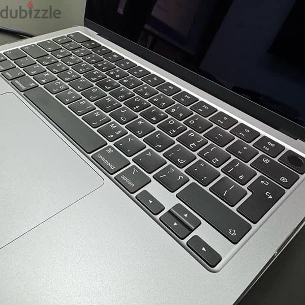 Macbook Air M3 512 Space Gray Arabic 2