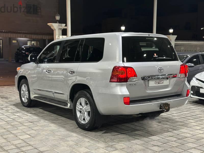 Toyota Land Cruiser 2012 GXR V8 12