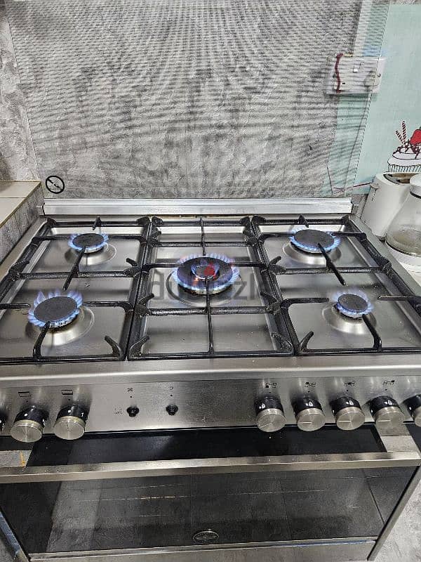 SOLD 5 burner cooking range for sale 0