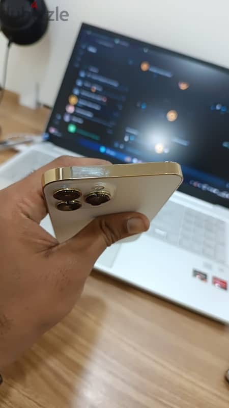 iPhone 13 pro max with apple watch and airpods 4