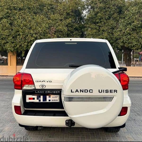 Toyota Land Cruiser 2013 4