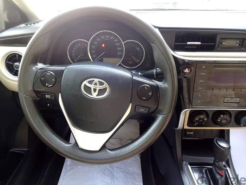 Toyota Corolla 2.0 L XLI 2019 White Well Maintained Urgent Sale 9