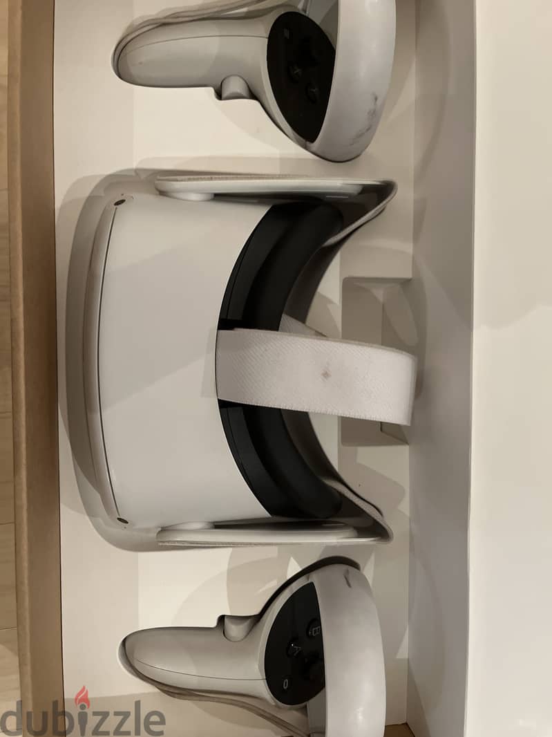 Oculus quest 2, original 128gb, 2 years old 1