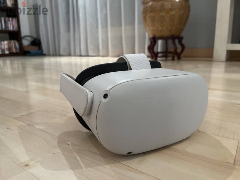 Oculus quest 2, original 128gb, 2 years old 3