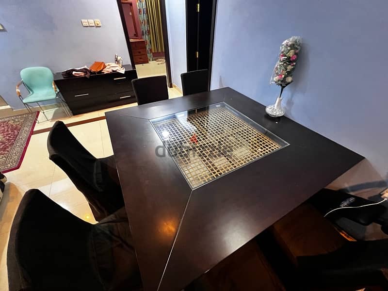 Ittaian wood Table for sale 3