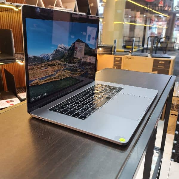 Apple Macbook Pro 2019 Core i7-9th Gen 3