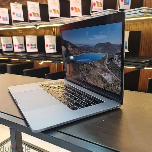 Apple Macbook Pro 2019 Core i7-9th Gen 4