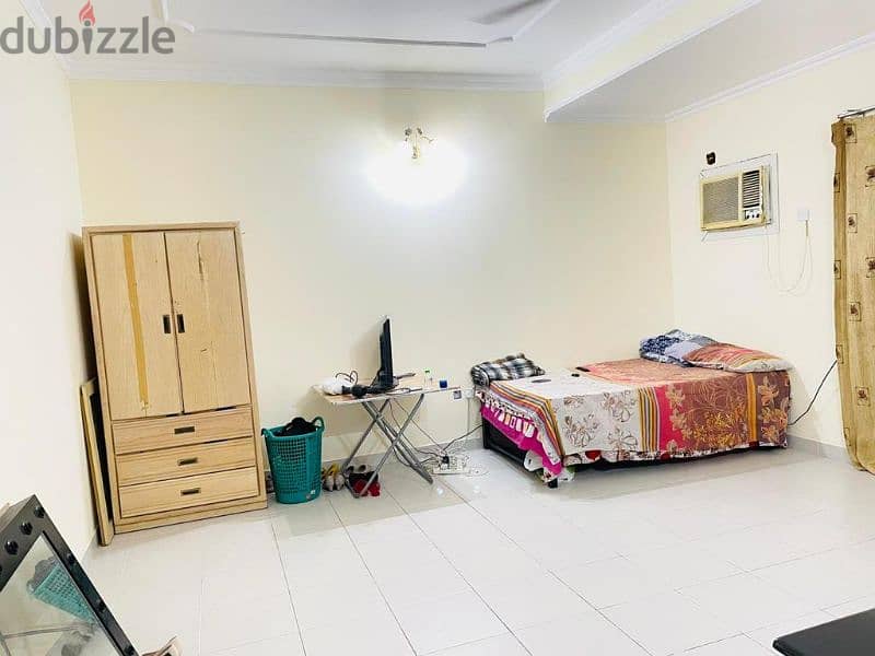 furnished room for rent ladies 7