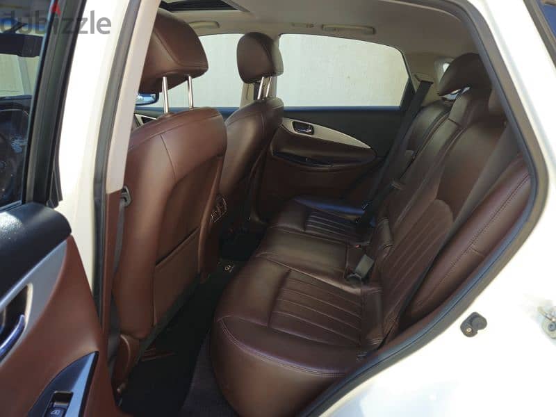 Infiniti QX50 2015 - Full option 4