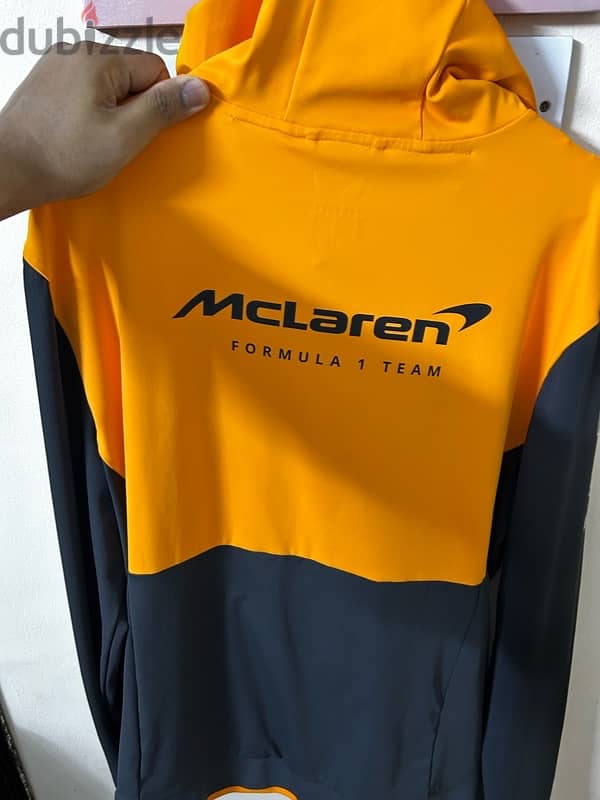 Authentic F1 t-shirt and jacket for sale 3