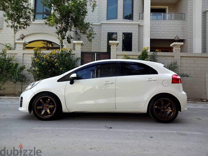 Kia Rio HB 1.4 L 2016 White Well Maintained  For Sale 2