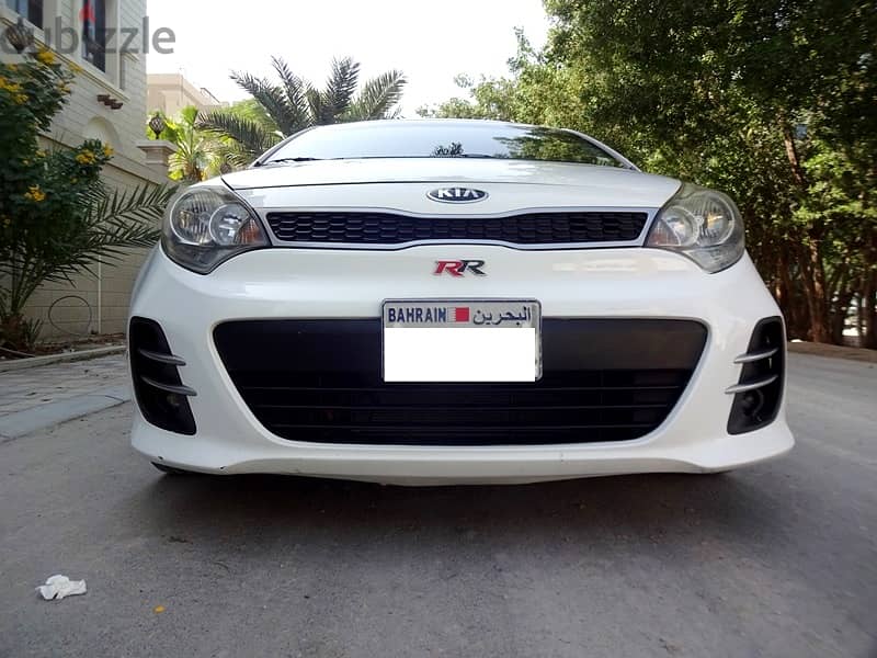 Kia Rio HB 1.4 L 2016 White Well Maintained  For Sale 3