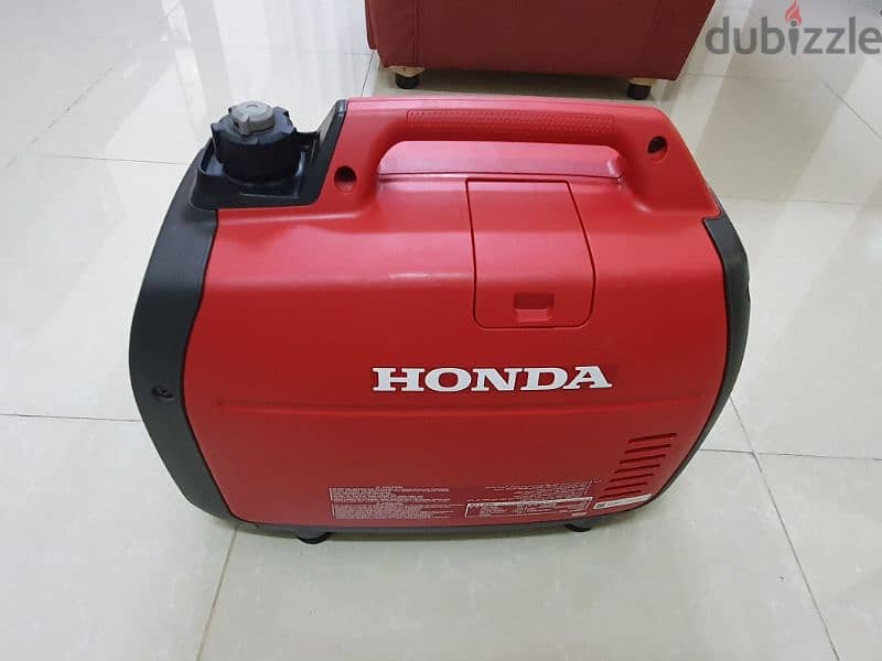 Honda EU2200i Super Quiet Inverter Generator 4