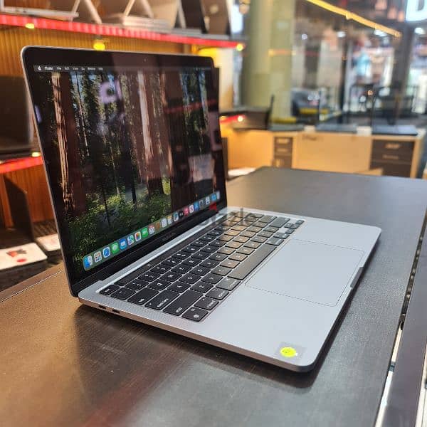 Apple Macbook Pro 2022 M2 2