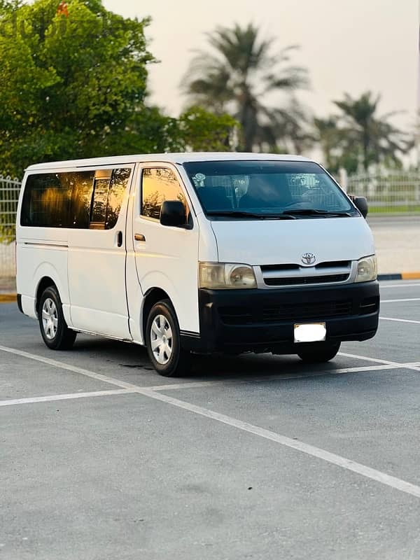 Toyota Hiace 2007 Passenger Van for sale 2